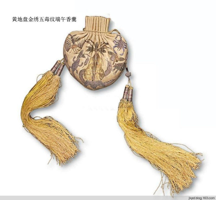 精美的中国传统刺绣香囊艺术