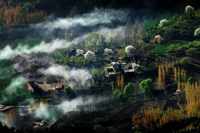 古建筑，一片瓦，遮风挡雨