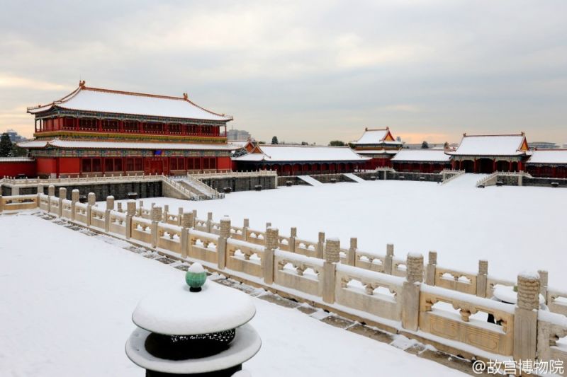 银装素裹雪后故宫摄影照片