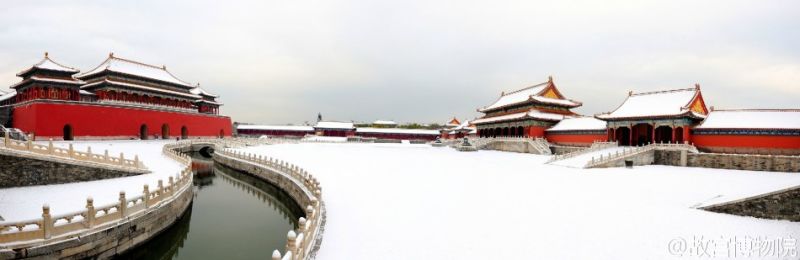 银装素裹雪后故宫摄影照片