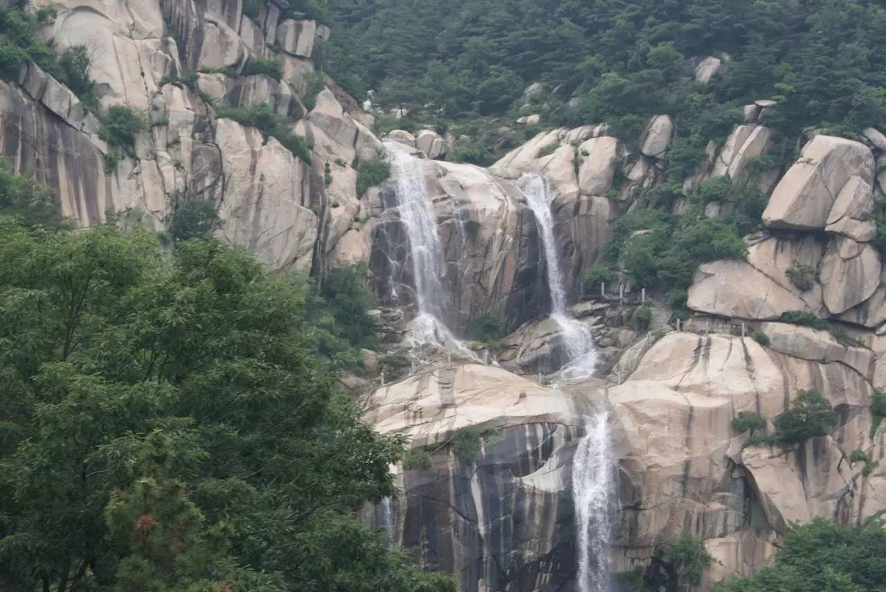 沂蒙山舍，呼吸大自然“卧听松啸 伴山而眠”