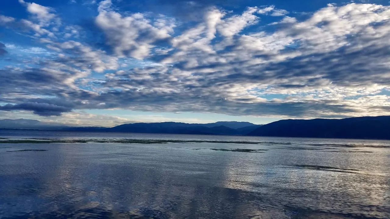 大理·無字號，背靠苍山面朝洱海虚度时光