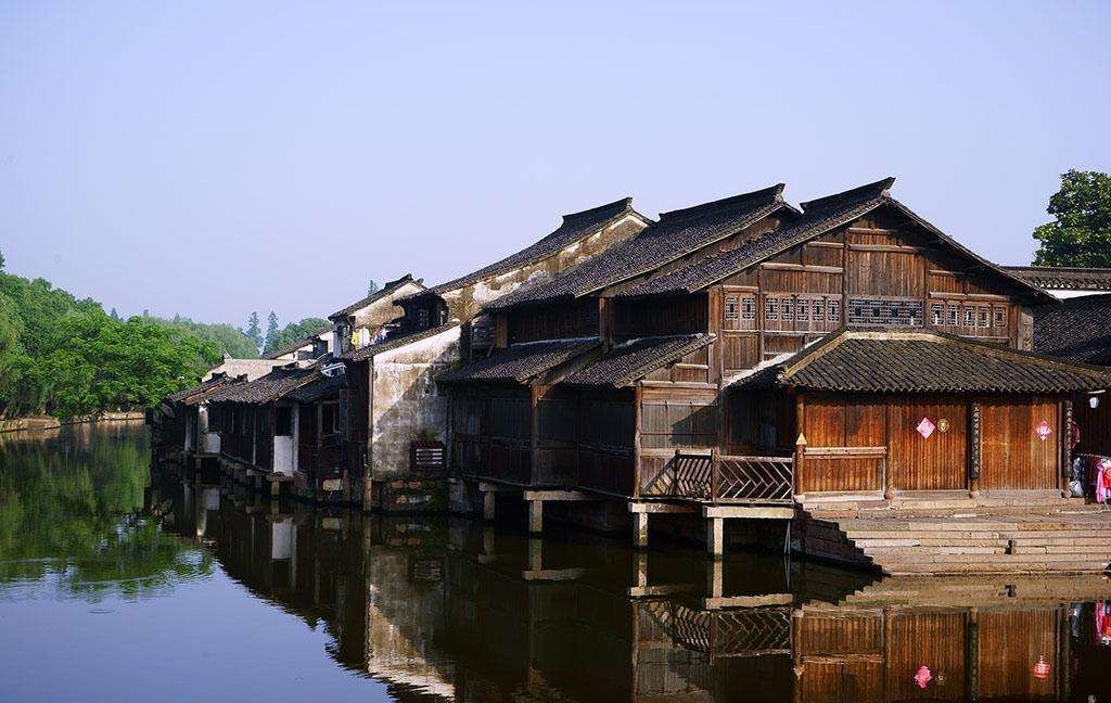 浅析阳宅风水研究与阴宅墓地风水