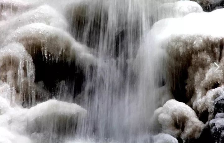 雪后黄山风景宛如人间仙境，舞一曲雪中霓裳羽