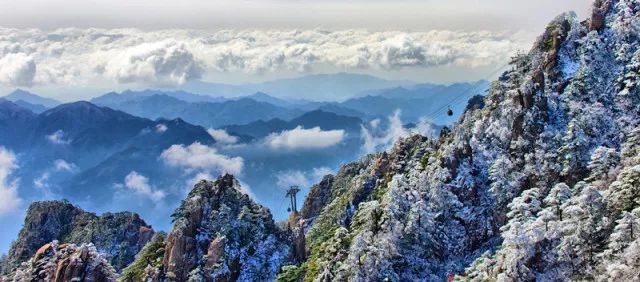 雪后黄山风景宛如人间仙境，舞一曲雪中霓裳羽