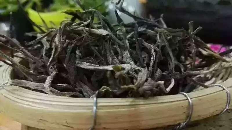 黑茶茶饼及制作图片4