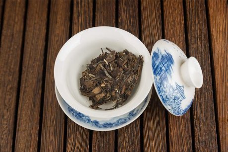 福鼎白茶冲泡泡茶图片2