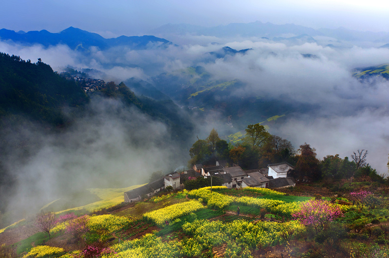 云雾飘渺的仙境徽州风景，不一样的景色美~