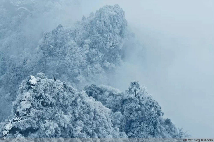 大雪封冻武当山美景摄影艺术