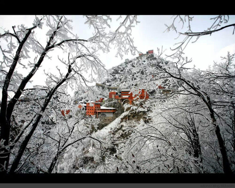 大雪封冻武当山美景摄影艺术