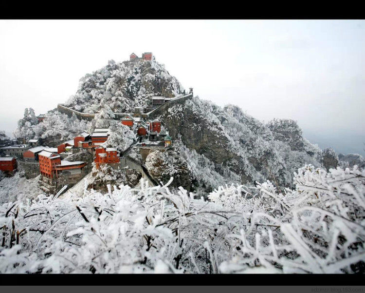 大雪封冻武当山美景摄影艺术