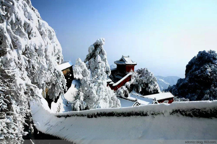 大雪封冻武当山美景摄影艺术