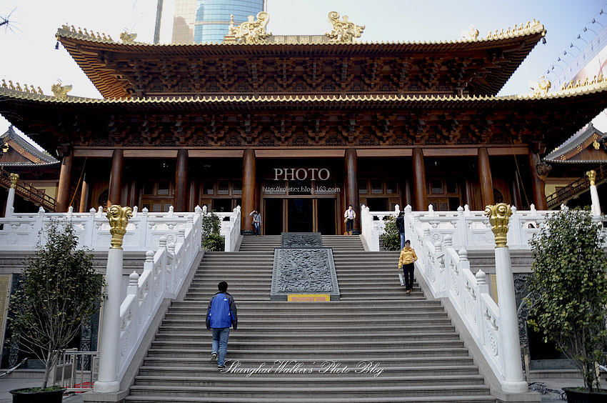 上海古刹静安寺 一座静静的寺庙