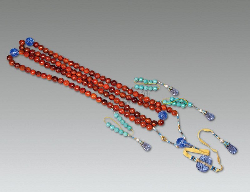 清朝礼服上的朝珠