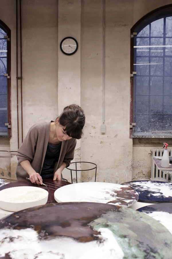 德国设计师Elisa Strozyk“水墨”桌Ceramic Tables