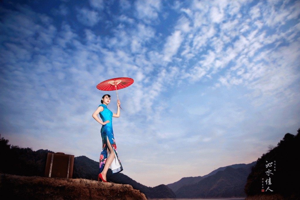 沁水佳人烟雨红尘古风美人摄影艺术